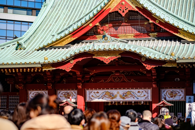 原因は「一年の計」　女性理容師が元旦の朝３時まで働かされた「理髪店残酷物語」